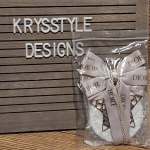 Dior Beauty Star Bow Ornament /  Diffuser Stone GWP